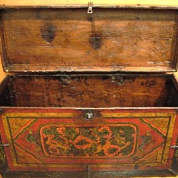 Flower and Phoenix Tibetan Trunk Flower and Phoenix Tibetan Trunk